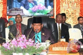 DPRD Pasbar  'Telurkan' 22 Perda Selama  2016