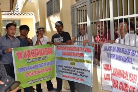 Puluhan Advokat Dampingi Petani Kasus Lahan BNIL