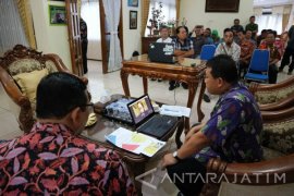 Bupati Bojonegoro Laporkan Pelaksanaan Keterbukaan Pemerintahan