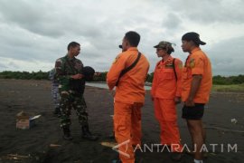 Tim SAR Jember Lakukan Pencarian Dua Nelayan Hilang