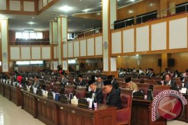 Pemandangan Umum F- DPRD