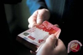 Sekda Kebumen terima duit dari pesaing Bupati