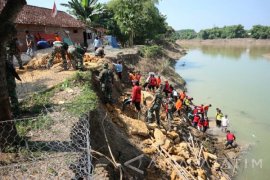 BPBD Bojonegoro Proses Santunan Korban Angin Kencang
