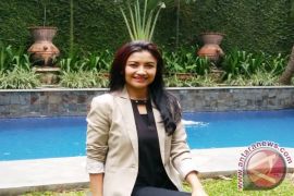 Bincang-bincang bersama Tina Talisa jelang debat Cagub DKI