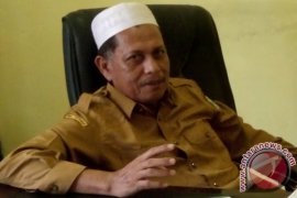 Pemkab Singkil salurkan bibit sapi untuk petani