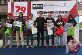 Lomba Foto Antara-adaro Terbaik "peduli Lingkungan Sekolah"