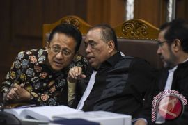 Dituntut 7 Tahun: Pengacara Irman Gusman Trlalu Tinggi