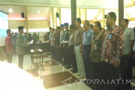 Bupati Bondowoso Kukuhkan Tim Satgas Saber Pungli