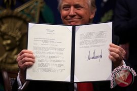 Gedung Putih Kacau Setelah Pengadilan Tolak Perintah Trump Soal Imigrasi