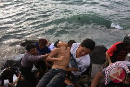 Tiga Warga Manado Hanyut Satu Meninggal Dua Dicari 