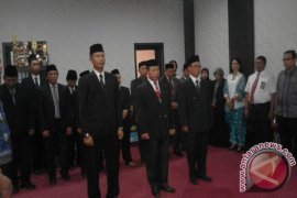 Rektor Lantik Pejabat Usn Kolaka 