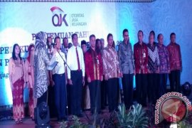 OJK Kukuhkan Satgas Waspada Investasi Sumbar