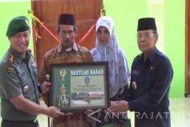 TNI-AD Renovasi Rumah Keluarga Almarhum Praka Wahyudi