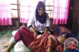 Dukcatpil Perlu Gandeng Bidan Desa