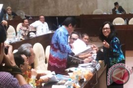 Hatifah Sampaikan Masalah Pertanahan Kaltara-Kaltim