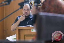 Bupati nonaktif Banyuasin jalani sidang vonis