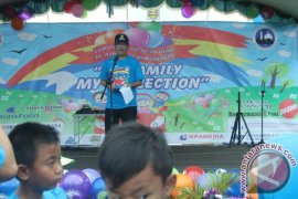 Jalan Santai Family Day Al Azhar 37 Banjarbaru