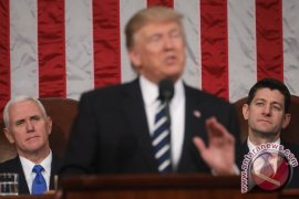 Wall Street Melonjak Setelah Pidato Donald Trump pada Kongres