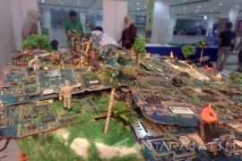 "Greenpeace" Gandeng Seniman Kampanye Bahaya Limbah Elektronik