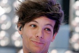 Penyanyi One direction ditahan di LA karena berkelahi dengan Paparazzi