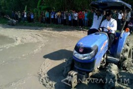 Mentan Minta Klaim Asuransi Sebulan Sudah Cair