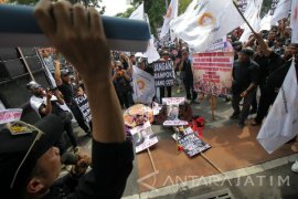 Pelayanan Bank Danamon Tidak Terganggu Aksi Karyawan