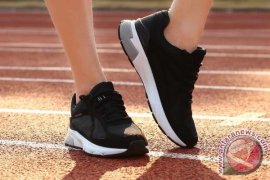 Ternyata ini bahaya pakai sepatu tanpa kaus kaki