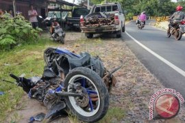 Warga Mentangai Tewas Akibat Tabrakan Sepeda Motor dan Mobil Hilux di Jabiren