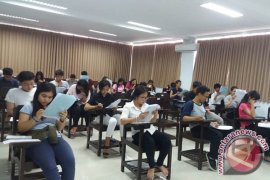 Undiknas Denpasar Gelar "Try Out" Un SMA