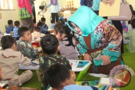 LOMBA MEWARNA HUT KOTA BANJARBARU