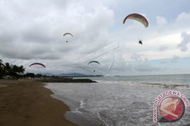 LATIHAN PARAMOTOR SUMBAR Page 1 Small