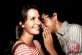 Hukum menyebarkan aib orang lain dalam perspektif Islam