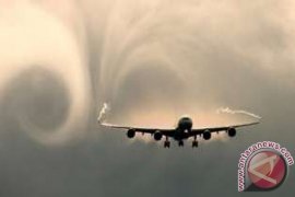 Cuaca Buruk Ganggu Penerbangan di Bandara Balikpapan 