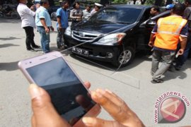 Pemerintah berusaha mencarikan solusi transportasi berbasis aplikasi