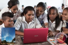 KEMUDAHAN AKSES INTERNET DAN INFORMASI