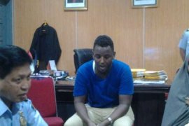 Bayar 2000 Dolar Untuk Suaka, Tiga Warga Somalia Malah Ketangkap