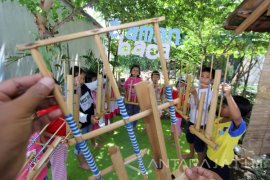 Belajar Musik Angklung