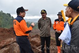 BNPB Urges Ponorogo to Relocate Landslide Victims
