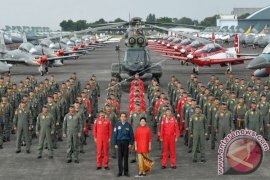 President Congratulates Airforce On Its 71st Anniversary From Cockpit
