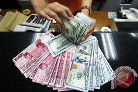 Naik 11 Poin, Rupiah Menjadi Rp13.319 per Dolar AS