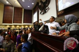 Puluhan Anggota DPD "Walk Out" Dari Rapat Paripurna