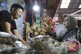 Masyarakat butuh beras medium