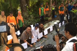 Risma Dukung Gerakan Tanam Satu Juta Bibit Cabai (Video)