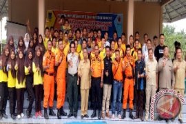 BPBD Latih Pelajar Under Water Rescue