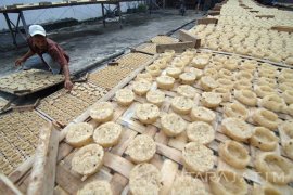 Permintaan Rengginang Jelang Ramadan