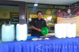 Polisi Segel SPBU Salahgunakan Penjualan BBM Bersubsidi