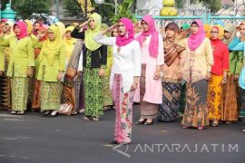 Istri Wawali Kota Madiun : Perjuangan Kartini Belum Berakhir