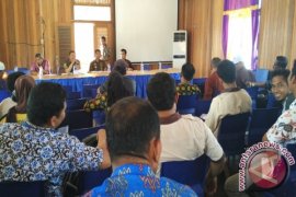 Camat Minta Kades Lakukan Musyawarah