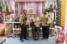 Produk Kerajinan Lokal HSS Diminati Eksportir