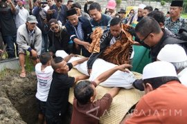 Pemakaman Bambang Gentolet